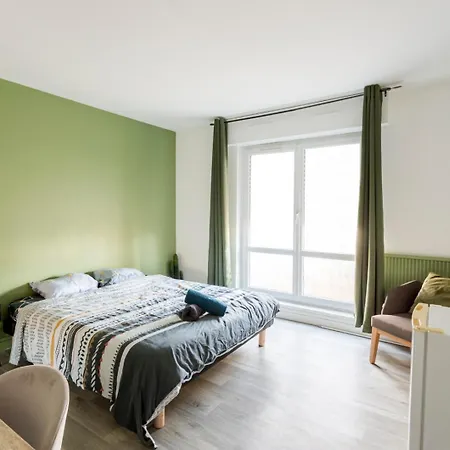 Privative Avec Balcon, Netflix&fibre Camping Courcouronnes