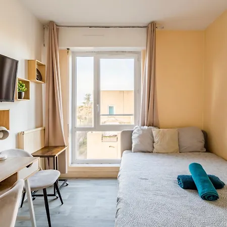 Privative Avec Balcon, Netflix&fibre Camping