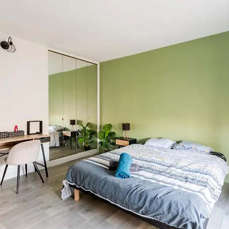 Privative Avec Balcon, Netflix&fibre * Courcouronnes
