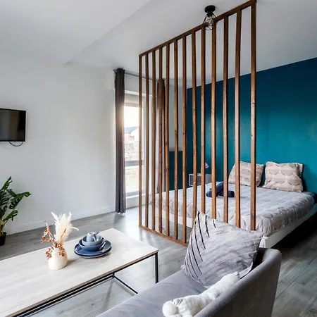 Privative Avec Balcon, Netflix & Fibre Courcouronnes