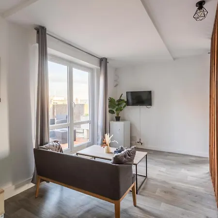 Campeggio Privative Avec Balcon, Netflix & Fibre
