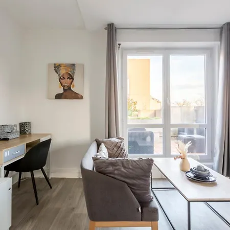 Camping Privative Avec Balcon, Netflix&fibre Courcouronnes
