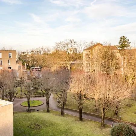 Privative Avec Balcon, Netflix&fibre Camping