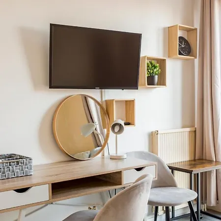 Privative Avec Balcon, Netflix & Fibre Campsite