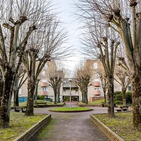 Camping Privative Avec Balcon, Netflix&fibre Courcouronnes