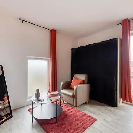 Privative Avec Balcon, Netflix&fibre